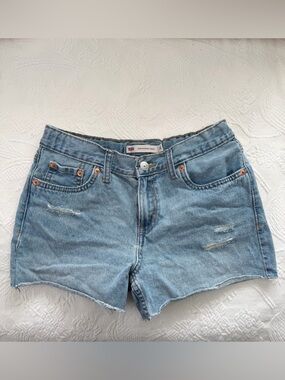 Levi's Girl's Light Blue Distressed Girlfriend Denim Shorts - Size 14